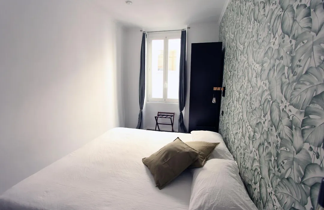 Avignonesi Flat-1